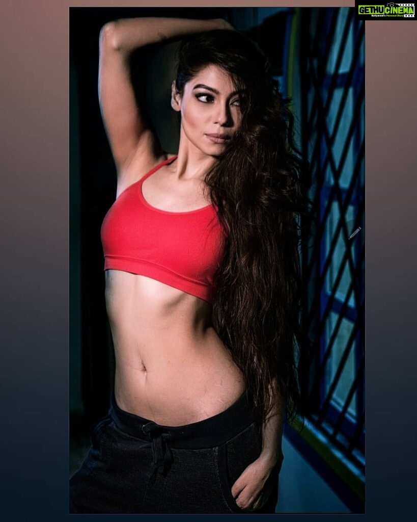 Anangsha Biswas Instagram - 🦉Celebrating Girlhood🦉 To All The Amazing Girls & Superwomen Out There... Let's Celebrate Our Physical Flaws...Imperfections...Accept & Love Ourselves Just The Way We Are... Body Positive !!! I AM MY KIND OF GIRL😋🥰😇 #flawed #and #proud #anangshabiswas #zarinabegum #instadaily #artistsupport #mirzapurtelugu #mirzapurmeme Mumbai, Maharashtra