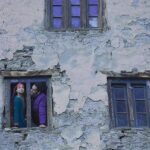 Anangsha Biswas Instagram - 💥The Wait Is Over !!! 💥 Something Exciting Is Coming Up With The One & Only @naalayak__ 📸 @ashish_id #musicvideo #tabeer #anagshabiswas #sahilsamuel #naalayak #instagood #instamood #picoftheday #gratitude #hills #lahaul #winter #snow Lahaul, Himachal Pradesh