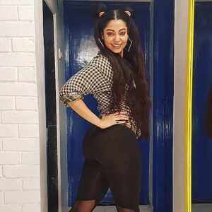 Anangsha Biswas Instagram - 💥Because You Know Im All About That Bass, Bout That Base No Treble.
 ---Meghan Trainor💥
Bong Lass With A Little Bit Of Sass😜😜😜😜😜😜😜😜😝😝
Living Life Princess Size🦉

#attitudeofgratitude 
#AnangshaBiswas 
#zarinabegum #hyma
#serendipity