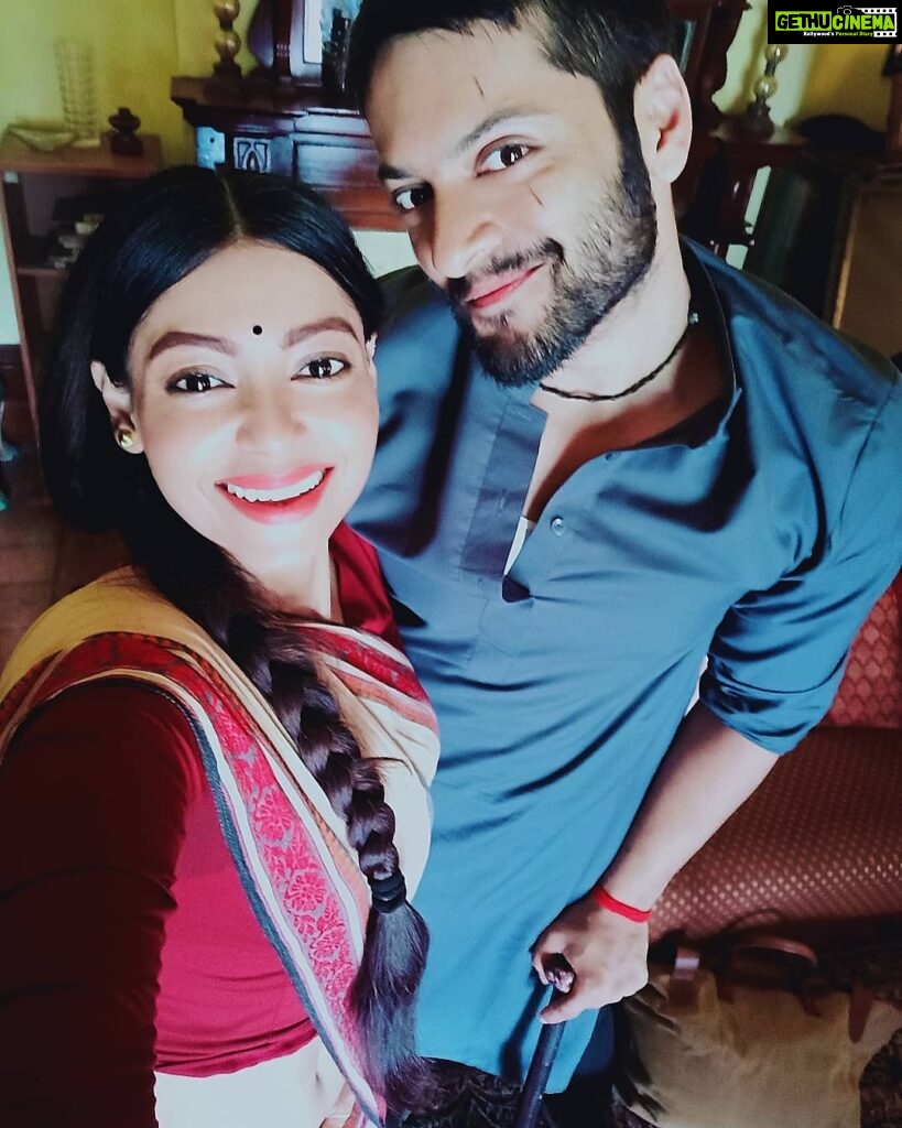 Anangsha Biswas Instagram - 💥Do Din Aur...🦉🦉 @alifazal9 from @akvariouslive To Mirzapur your Humility remains consistent.Success does alot of things to people but my Erudite friend its Satiating to see that success suits you.!Much love #Mirzapur2 #zarinabegum #guddubhaiya @yehhaimirzapur @primevideoin @excelmovies @faroutakhtar @gurmmeetsingh @mihirbd #puneetkrishna Im humbled by all your love🙏💥🤘