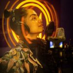 Anangsha Biswas Instagram - 🦉The Beautiful World Of Voice Acting.🦉 Creating Magic With @mnmtalkiespodcast #voiceacting #attitudeofgratitude #anangshabiswas #actorslifeforme #vortex #manifestyourdreams Mumbai, Maharashtra