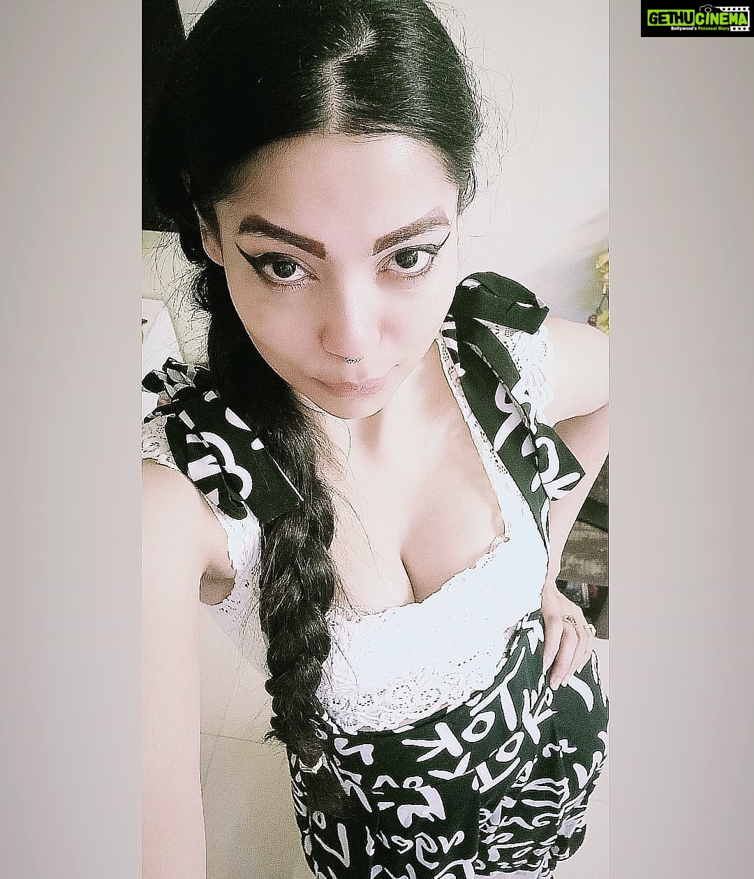 Anangsha Biswas Instagram - πWhatever I Think About, Thank About , I Bring About.π¦π¦π₯ GrATitudE πππ #weekendkavaar #blessed #mylife #instastyle #instago #anangshabiswas Mumbai, Maharashtra