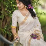 Anjali P Nair Instagram - Okay🙈 the last of the onam pictures 🙈🌸🌼 Photographer: @tonykvarghese