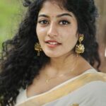 Anjali P Nair Instagram - Okay🙈 the last of the onam pictures 🙈🌸🌼 Photographer: @tonykvarghese