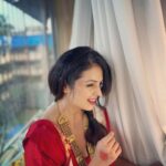 Anjana Sukhani Instagram – She beats to the beauty of her wildflower heart and seashore soul….
HNM @deeartistry9 
@kri.entertainment Somewhereontheearth