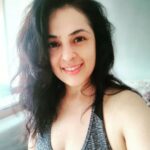 Anjana Sukhani Instagram - #Homeworkouts #nomakeupglow