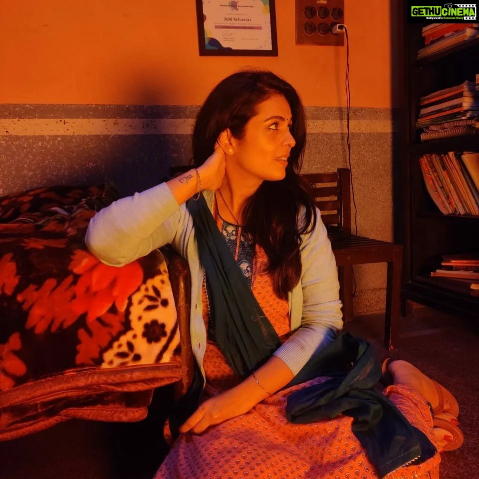 Anjana Sukhani Instagram - MILTE HAIN 8 JULY KO AAPSE! 💞⭐💓 #moodsofManisha #saasbahuaurachaarPvtLtd only on #ZEE5 Chandni Chowk
