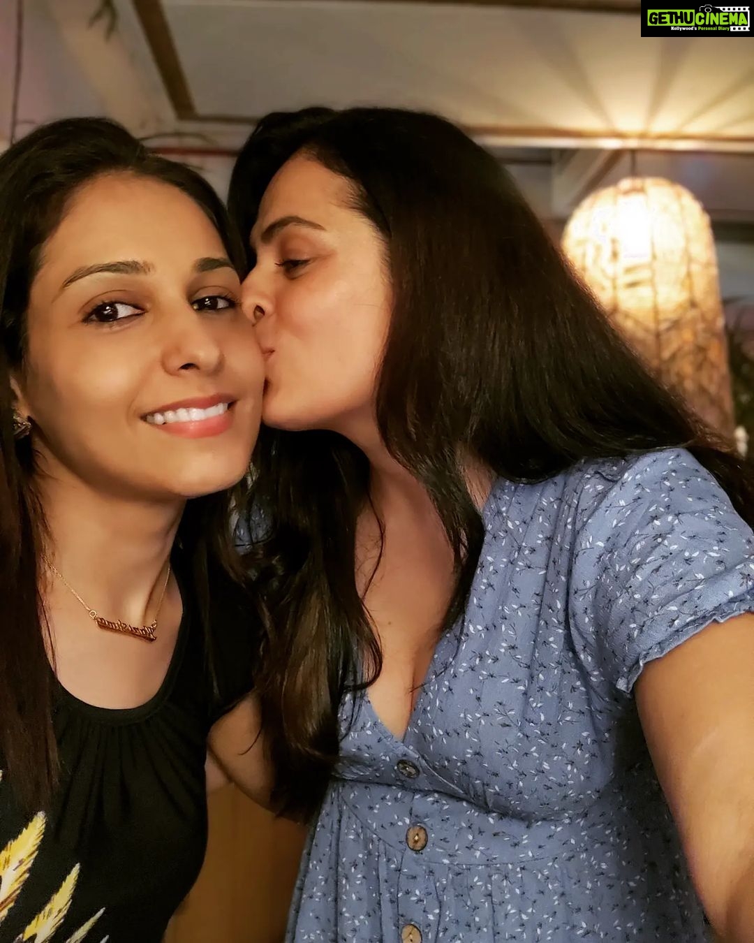Anjana Sukhani Instagram - Girls nightout with my doll ❤️ @karishmajagtiani love u baby .. @blahbkc