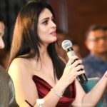 Anjana Sukhani Instagram - It was a fun evening judging @diva.pageants #mrswestindiaempressofwestindia Styled by meraki Managed by @mediavantage HNM styling team @karl_mascarenhas @divaanjana @vidhyatiwari @diva.pageants @amanyatanverma @hyattpune #event #judgelife #artist @thepunemirror Hyatt Pune