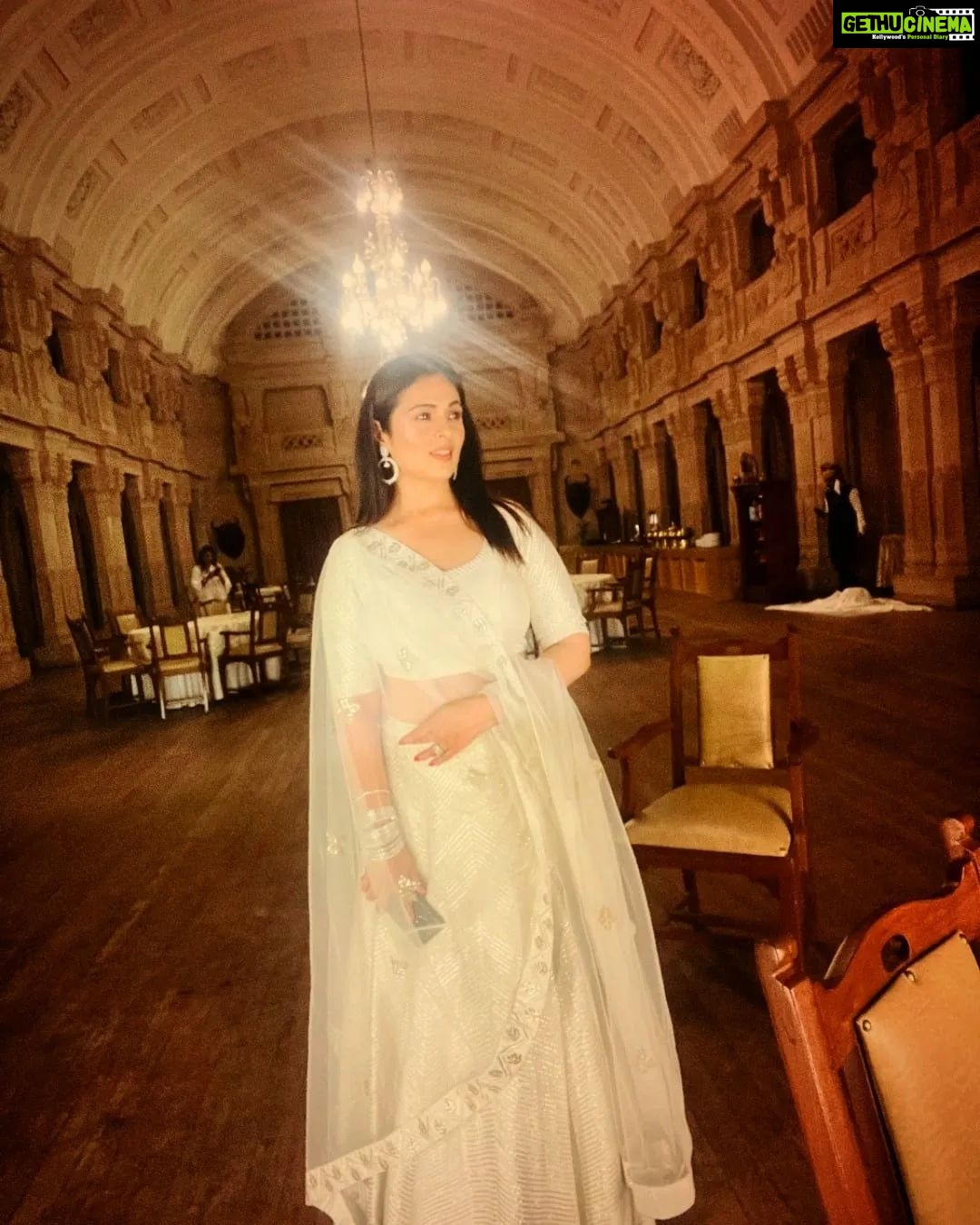Anjana Sukhani Instagram - Eid Mubarak ❤️ Somewhereontheearth