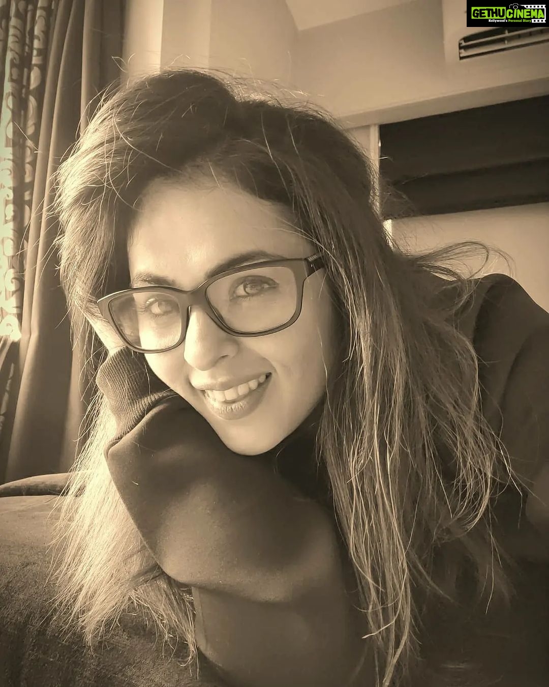 Anjana Sukhani Instagram - I think I need glasses because I keep seeing a lot of people with two faces ...❤️😉