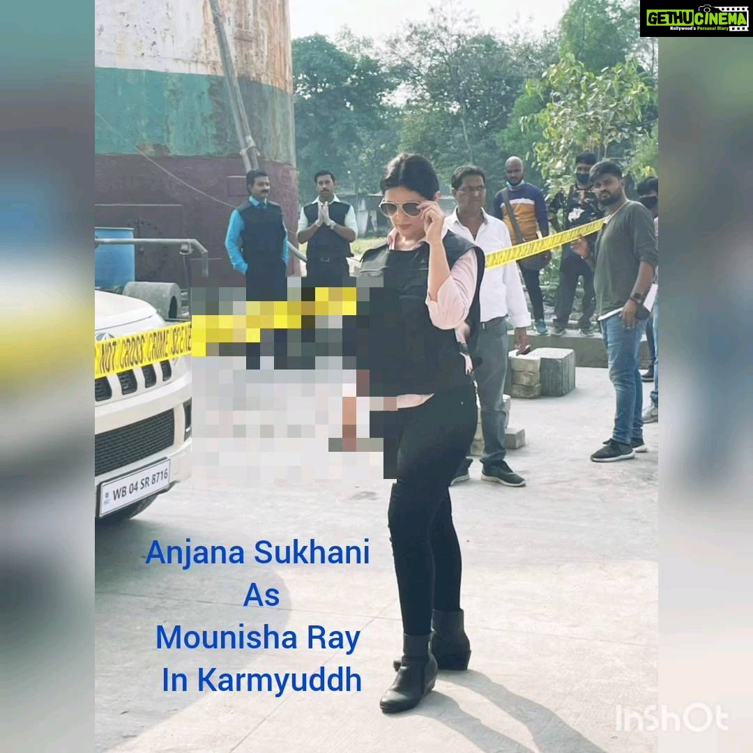 Anjana Sukhani Instagram - #MounishaRay #karmyuddh @disneyplushotstar #karmyuddhonhotstar #30thseptember2022 @ravi.g.adhikari @kailashnath.adhikari @sriadhikaribrothersgroup @_rehankkhan @sarim197 @namneesh @radiasunita @vinayaknareshjain @makeoversbydrashtidani Kolkata - The City of Joy