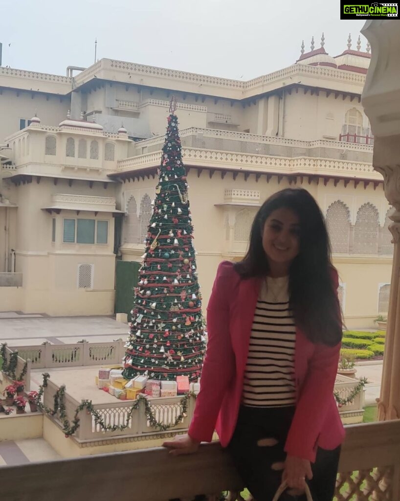Anjana Sukhani Instagram - My Happy place ❤️ @rambaghpalace Rambagh Palace