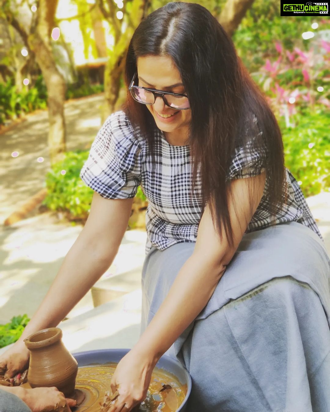 Anjana Sukhani Instagram - I could b a Potter. ... #AlternateProffession Wat could b urs ??? @lmmahabaleshwar Le Méridien Mahabaleshwar Resort & Spa