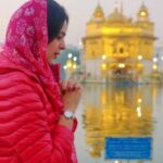 Anjana Sukhani Instagram – Sabar Karke Taan Dekh, ki Pata RABB di Bhi Oyi Razaa Hove … Waheguru ji ❤️
Blessed in Bliss Golden Temple Amritsar Punjab India