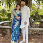 Ankita Lokhande Instagram - We can only learn to love by loving !!! Styled by @hemlataa9 @stylebyhemlataa Saree @warpnweftbysagrikarai Necklace @diagoldbyvardagoenka Bangles @justjeweleryindia