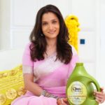 Ankita Lokhande Instagram – Are you curious to know the secret behind a healthy lifestyle?
It’s your cooking oil making it the most essential choice in kitchen for everyday use. Oleev active cooking oil has the goodness of olive oil with anti oxidations, making it the healthiest choice.
This Diwali choose a healthy habit and a pro active lifestyle for you and your family.
Choose oleev active for a better tomorrow! @oleevoil
Now available at @amazonIN
#oilwayschoosehealth #guiltfreelifetyle #oleev #oliveoil #healthylifestyle #diwali2022 #diwali #proactivehealth #oleevactive