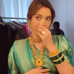 Ankita Lokhande Instagram - "Bring out the desi diva in you with this stunning Indian make-up look that complements your saree perfectly!" Makeup by #cashmakeupartistry @lokhandeankita 🫶 : : : : : #IndianMakeupLook #DesiMakeup #SareeMakeup #TraditionalMakeup #EthnicMakeup #BridalMakeup #FestiveMakeup #IndianBeauty #MakeupGoals #BeautyInCulture #GorgeousInSaree #IndianFashion #MakeupInspiration #DesiBeauty #SareeStyle #IndianTradition #MakeupArtistry #GlamorousMakeup #BoldMakeupLook #StatementLips #DramaticEyes #FlawlessMakeup #celebratingculture #indianweddingmakeup