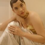 Ankita Lokhande Instagram - One of the best looks till now and I love it 😍 #absolutlyaboutlastnight Styled by - @anusoru @nidhikurda Hair- @the_art_case_byfarah Makeup- @cashmakeupartistry Shot by - @jogi.media