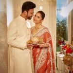Ankita Lokhande Instagram – We intend to take this through the long haul,
We commit to thick and thin ❤️

#anvikikahani #anvikikarvachauth