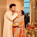 Ankita Lokhande Instagram – We intend to take this through the long haul,
We commit to thick and thin ❤️

#anvikikahani #anvikikarvachauth