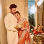 Ankita Lokhande Instagram – We intend to take this through the long haul,
We commit to thick and thin ❤️

#anvikikahani #anvikikarvachauth