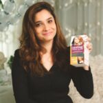 Ankita Lokhande Instagram - #collab Get a trendy new hair transformation for Gudi Padwa at home in just 30 mins with the L'Oreal Paris Casting Creme Gloss Ultra Visible! I'm just in love with my new hair💕. I choose the Shade 634 Carmel Brown, from their Ultra Visible Range. It has no ammonia, gives a vibrant colour even on dark hair and it lasts 32 washes. It made my hair 5X glossier and shinier. Buy yours from @amazonfashion @lorealparis #castingcremegloss #ultravisiblehaircolour #wearyourfestivehair #lorealparis #lorealparisindia