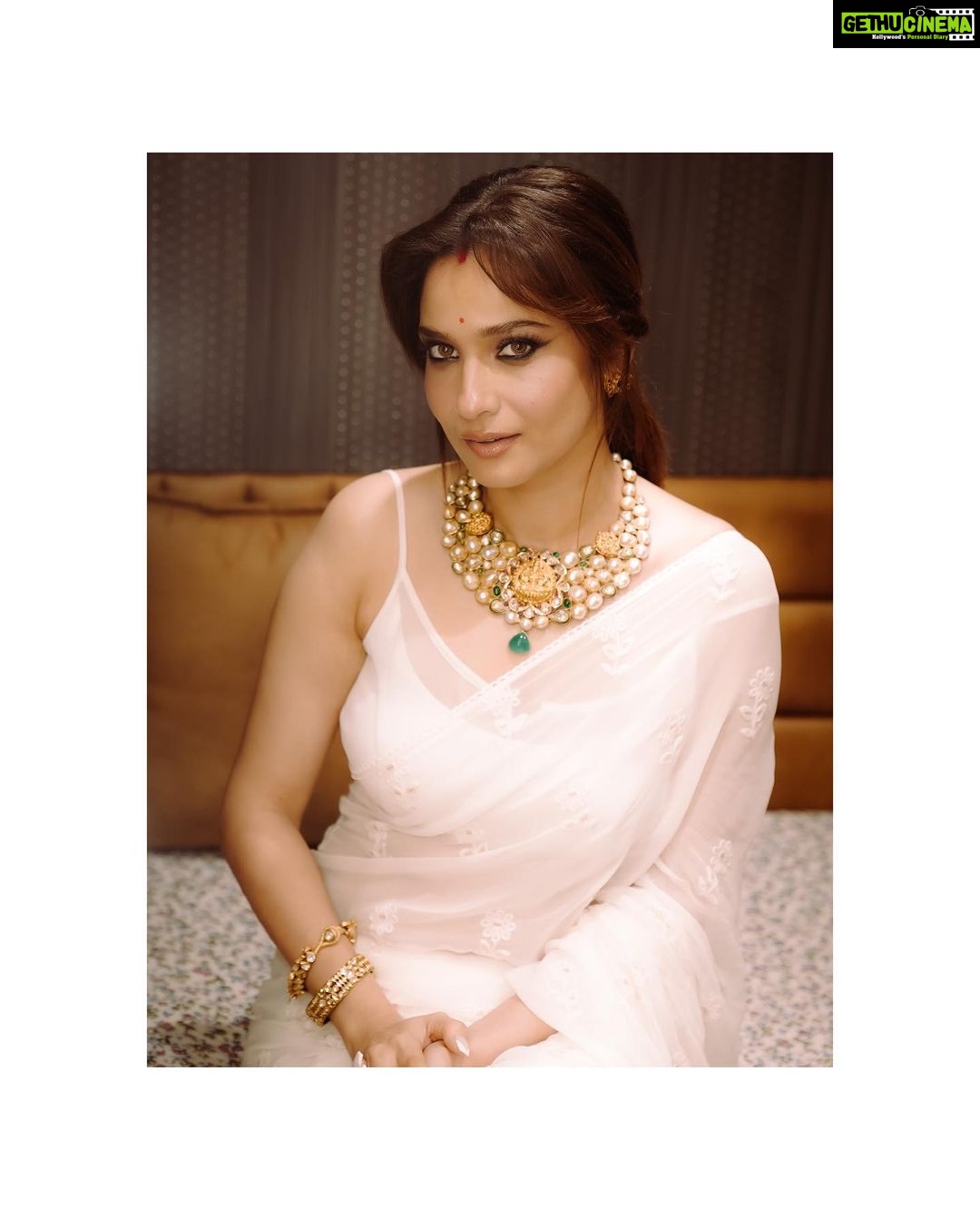 Ankita Lokhande Instagram - Pavitra rishta 🤍