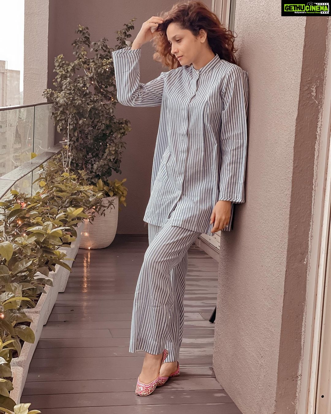 Ankita Lokhande Instagram - Effortless @lokhandeankita Wearing @_anuki.n #bohochic#moujri#stripesonstripes#codsetstyle#cotton. https://anukee.com/