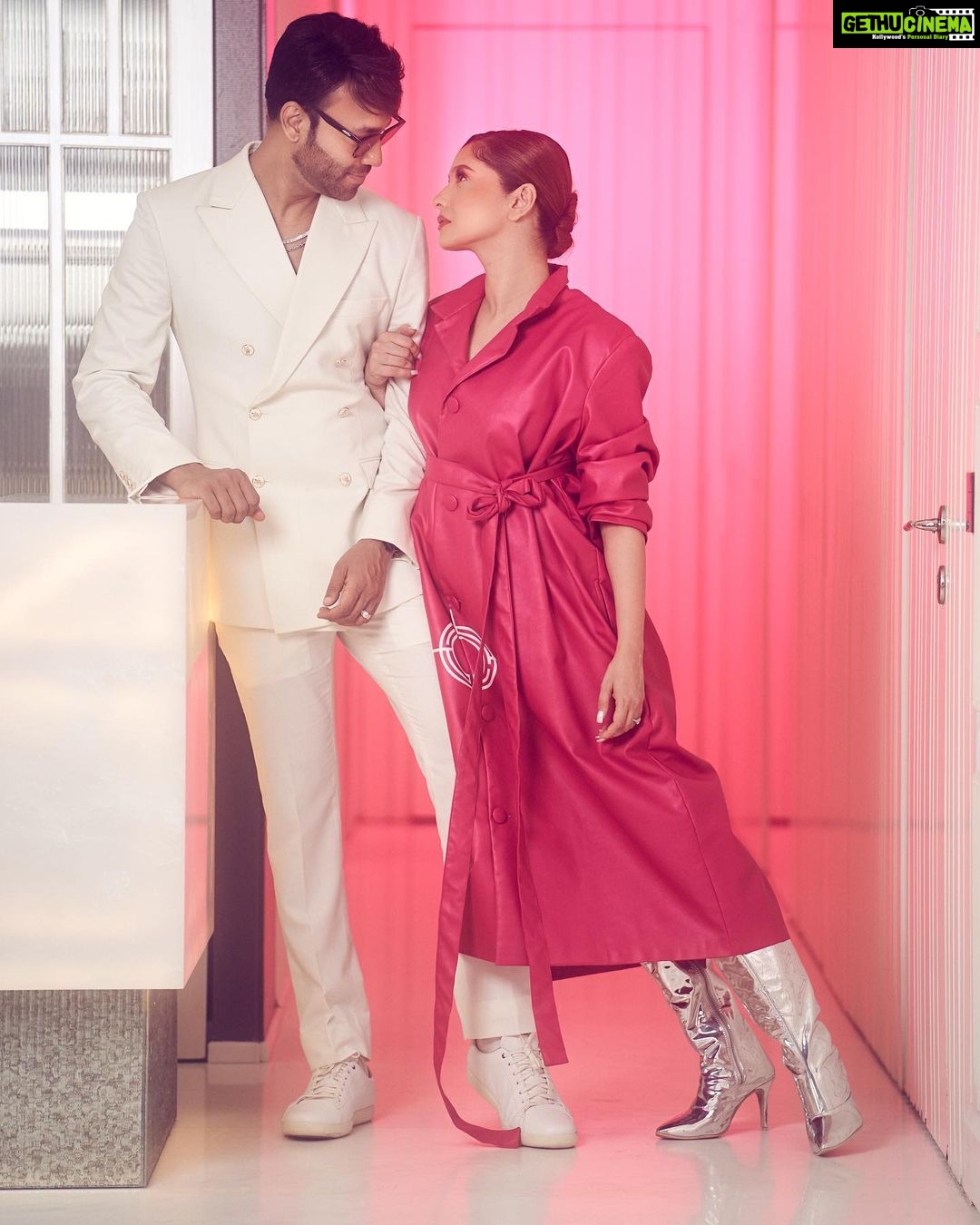 Ankita Lokhande Instagram - “Whatever our souls are made of, His and mine are the same .” Vicky Styled by - @castelino_priyanka Outfit- @motifbyudhaymahajan Shot by - @rohitsrivastava_ #aboutlastnight #htstyleawards #anvikikahani