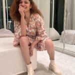 Ankita Lokhande Instagram - This post is special because what i m wearing is very special .. yes that’s made by none other then my little sister @avinilokhande … Feel so proud and happy to announce your own clothing brand.. u have finally taken a step towards ur goal avini and I know nothing can stop u .. loving ur @foreseen_official designs so much.. i m sure that I’m gonna wear each and every thing what u have made for this summer collection ✨ I wish u nothing but the best whatever u do in your life 🤗 All the best LOKHANDE #forseen #summercollection