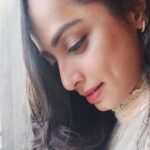 Ansha Sayed Instagram - Unko hum se Shikayat hai ke hum Post nahi karte..