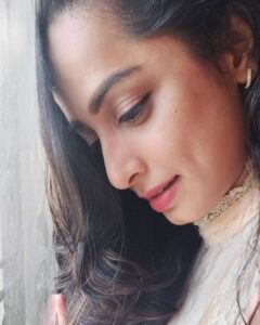 Ansha Sayed Instagram - Unko hum se Shikayat hai ke hum Post nahi karte..