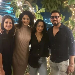 Ansha Sayed Instagram - One of the best evenings spent 
@hrishikesh.11 
@shraddhamusale 
@janvicg