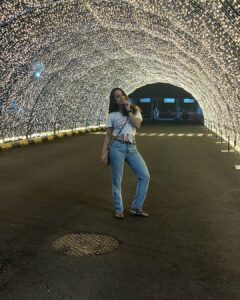 Ansha Sayed Instagram - Under the stars 💃💃
#fitnotskinny#girlswholift#weighttraining#
People tell me how they have lost weight post covid by walking and some workouts and I am like..
This is the only time I have gained right 😆😆😄