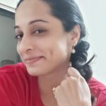 Ansha Sayed Instagram - The post covid look.. Growing back my tresses..missed them and the famous pony too..loved doing all kinds of hairstyles. And the no make up is become a part of life..always preferred natural or no make up look ! The Real the Better !!