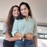Ansha Sayed Instagram - Life comes to a full circle when such friends meet after years.. We grew from a show on DD..called Ae- Dil-E- Nadaan in 2009 and the friendship is still intact.. @sheetalmaulik is a Beautiful Girl inside out..loved spending time with you..hope we meet more often !! Was so happy to see you Happy today..stay happy always !!