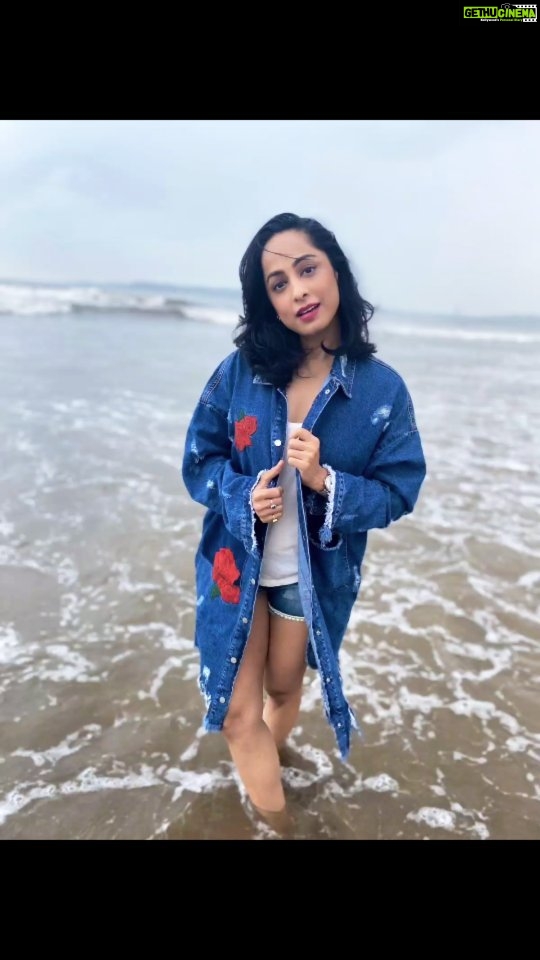 Ansha Sayed Instagram - π π π #reelsinstagram #reelsviral #reelitfeelit #reelsvideo #reelsviral #reels #reelsindia #reelsinsta #reelstrending #reelsindia #reelstrending #reelsvideos #reelskarofeelkaro #beachreels #beachlife #beachgirl #beaches