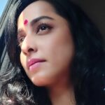 Ansha Sayed Instagram - Just catching up on some October sun before it starts raining again. #instapicture #instamood #instagood