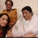 Ansha Sayed Instagram – Aap mere liye yahin hai..aur aise hi yaad rahengi..main aapke charno mein baithi hun aur aap muskrarahi hain..mummy bhi hai..woh bhi aapse bohot pyaar karti hai..
Today in the morn when the news came, the first thought came to my mind was to see the last glimpse and I decided I have to go to Prabhu kunj, satish was my only medium to help me thru this..when I reached Peddar road I stood there hoping someone would allow me as there was VVIP movement..all the ministers walked in and I didn’t spot anyone who I knew..satish coudnt reach as he was stuck in traffic, not the right time to cal family too..I had it in my mind if not here I will go and see you in Shivaji Park..come what may.
Standing there I just looked up and prayed Didi I am here and I just want to tell you I have come and mujhe milna hai..this is when Mahesh answered Satish’s cal and came down and that is the time I walked up.
You are my Didi from many lives and I will meet you again..you are my good deed from past life 🙏 
Thank you Satish, @ajay.nagrath
@dineshphadnis for all that you guys do
🙏