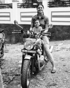 Anusree Instagram - Retro ride with my little love.....♥️♥️♥️♥️♥️

ഒരു മധുരകിനാവ്!!!

@ananthanarayanan_luv