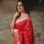 Anusree Instagram - The bouquet of emotions inside you can be beautifully presented to the outside world in a red saree .....thanks to my saree collection cupboard for this head turner look 😂😘.... MaH @pinkyvisal Click @rinshadmanzoorphotography @purplemen_rynu