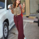 Anusree Instagram – High waist……
High style……
High life…….
On the High way…… 
അങ്ങ് ദുഫായിൽ….✈️✈️

#dubai#dubaitimes #throwback #memmories #dubailife #friendship #friendsforever 

Let’s catch up sooner than the soonest 😜 crime partners @ranjittexas @____s.h.a.h____ @mahesh_bhai