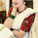 Anusree Instagram - അറിയാതെ ഞാനെൻ്റെ പ്രണയത്തെ വീണ്ടുമെൻ നെഞ്ചോടോതുക്കി കിടന്നിരുന്നു!!!!♥️♥️ Video&edit @im.jishnu #reels #reelsinstagram #reelsvideo #reelitfeelit #reelkarofeelkaro #réel #malayalamreels #songforever #laljose #reelvideo #reelinstagram #reeltrending