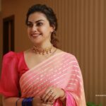 Anusree Instagram - Every saree tells a story. Can you read mine? 📷 @riyas_kanthapuramphotography MaH @pinkyvisal