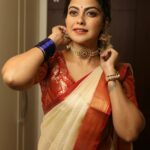 Anusree Instagram – Saree is great in any colour but this combination is an epitome of elegance..for every girl. Feeling sassy, feeling loved , feeling  like a Diva…..

MaH @pinkyvisal 
Accessories @varuthri_findings