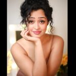 Apsara Rani Instagram - Good morning 🌷 . . . . #dangerous #dangerousgirls #ramgopalvarma #dangerous8thapril #apsara #apsararani #indiancinema #filmindustry #film