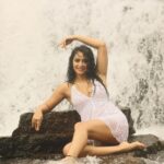 Apsara Rani Instagram - I’m bringing sexy back! . . . . #apsara #apsararani #latepost #monsoons #missmonsoons #waterfall #naturelovers