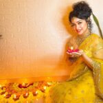 Apsara Rani Instagram - Happy Diwali to all of you and your Loved ones 🪔🎊🎉 May the festival of lights bring you happiness and everything you wish for ❤️🎊🎉🤗🪔🪔🪔🪔🪔🪔 . . . #happydiwali #apsara #apsararani #actress