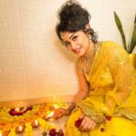 Apsara Rani Instagram – Happy Diwali to all of you and your Loved ones 🪔🎊🎉
May the festival of lights bring you happiness and everything you wish for ❤️🎊🎉🤗🪔🪔🪔🪔🪔🪔
.
.
.
#happydiwali #apsara #apsararani #actress
